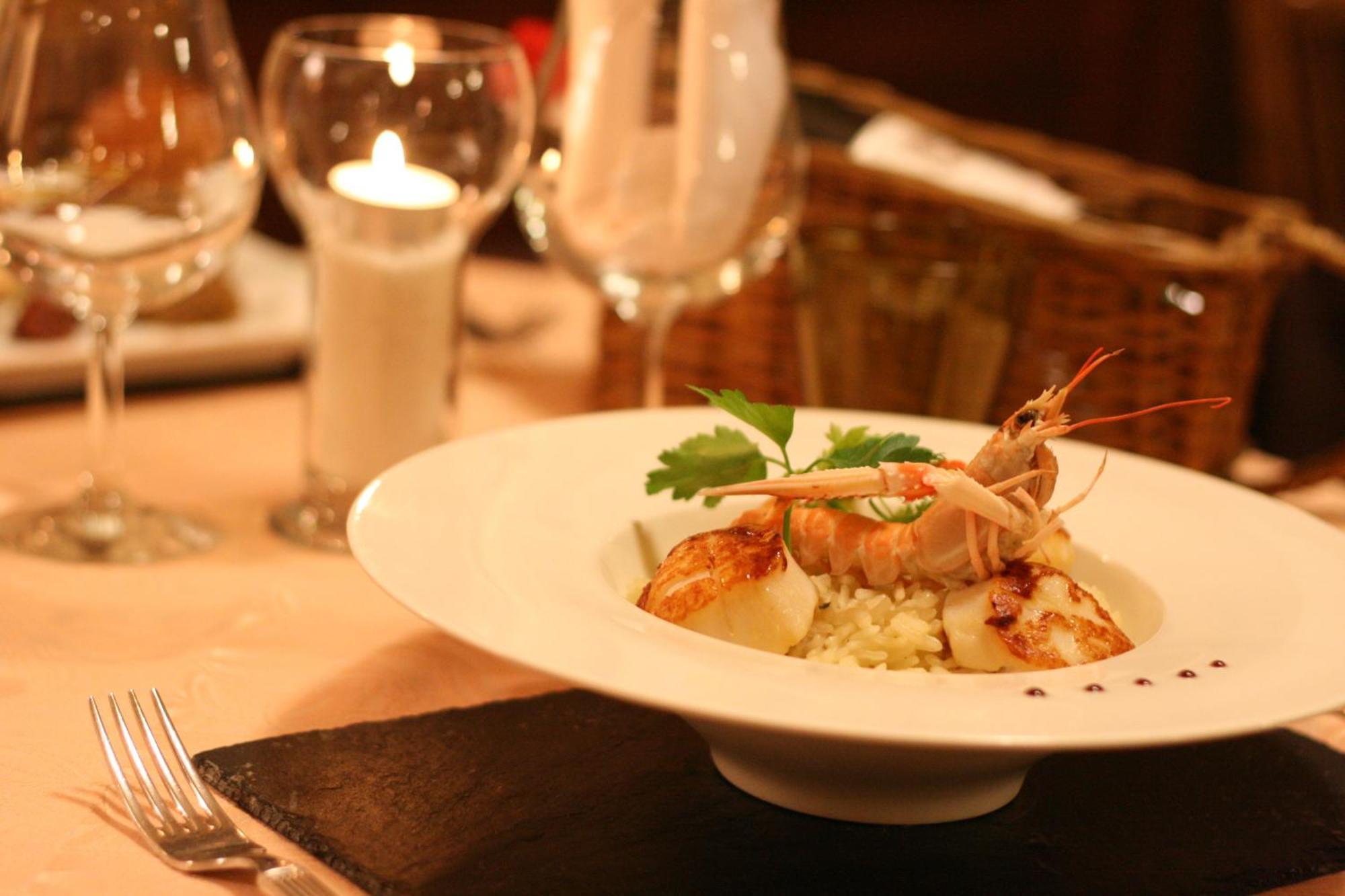 Hotel Aster Restaurant Aux Arcades 브리에 외부 사진